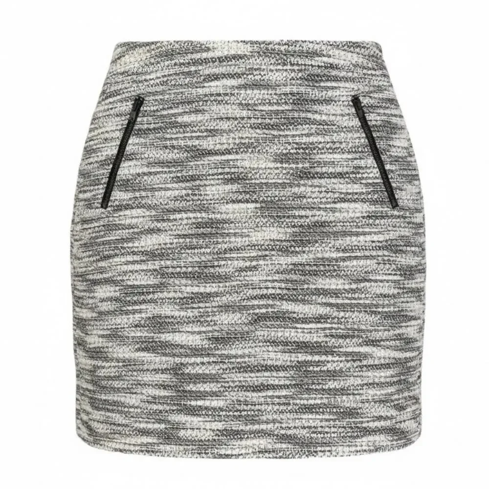 Loft black and white tweed A-line skirt with zipper accent size 2 B182